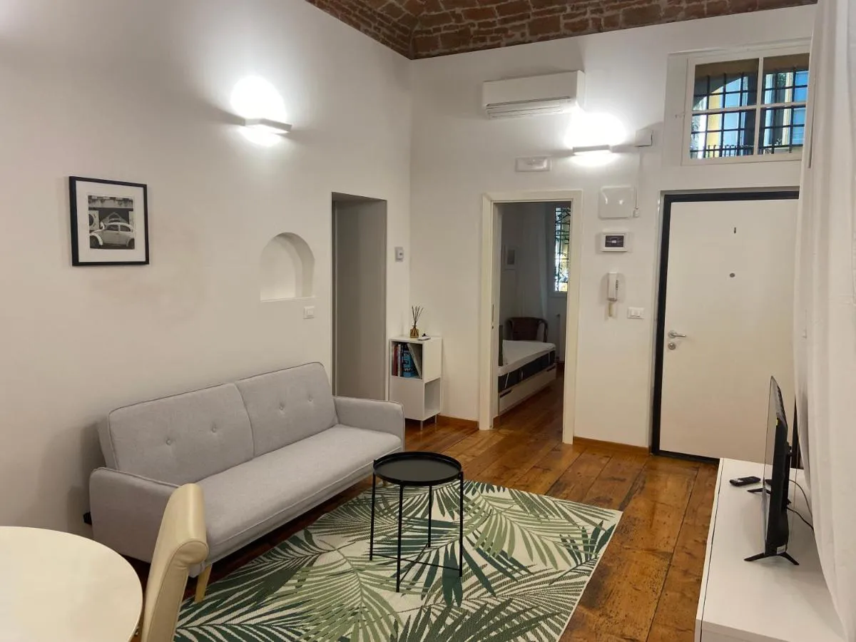 Image 4 of Casa Ortelia: apartment in a historic building