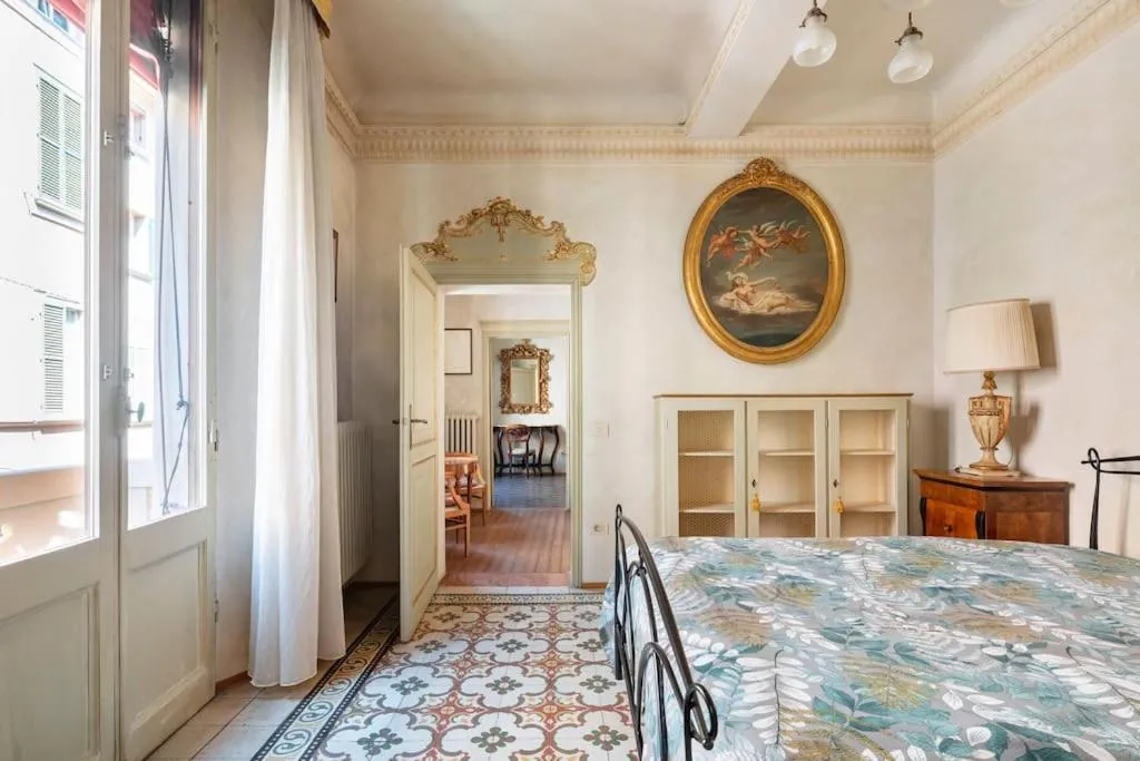 Image of Central Elegant Apartment – Liberty House