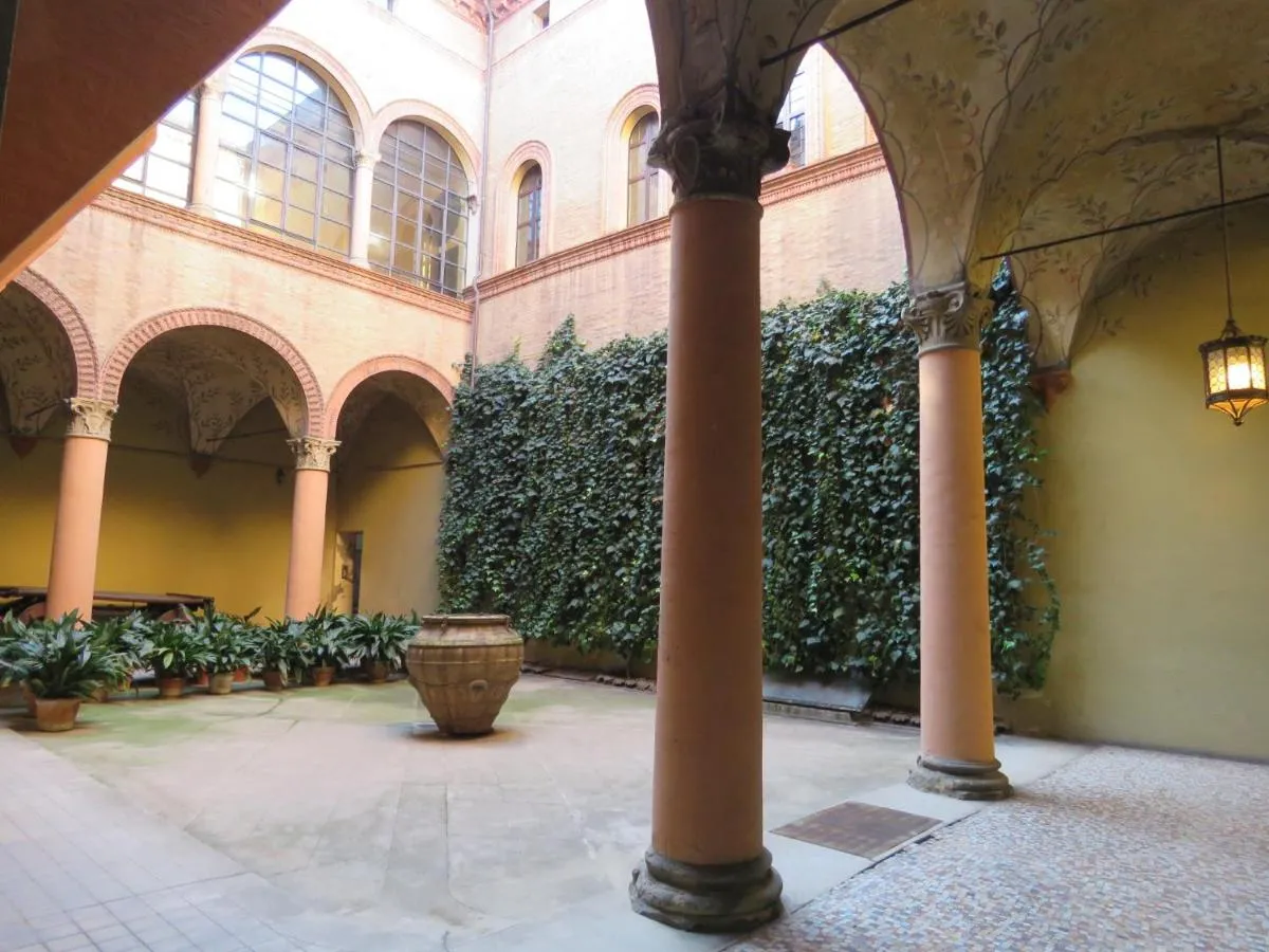 Image 5 of Cesare Battisti Apartment