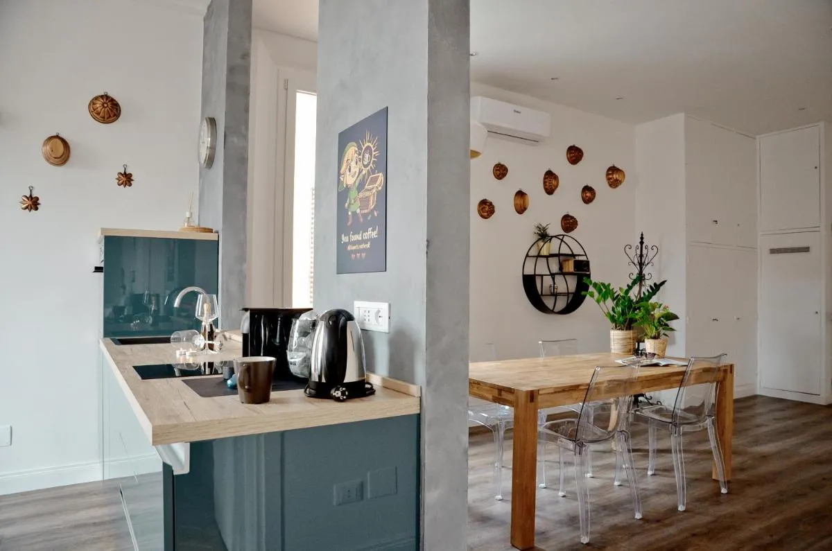 Image 2 of Charming Flat Milazzo 32