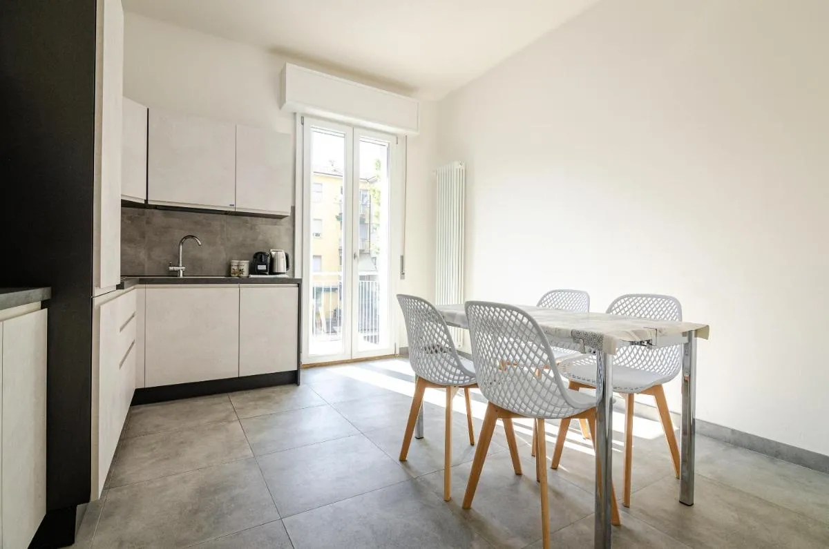 Image 3 of Creti Home 2