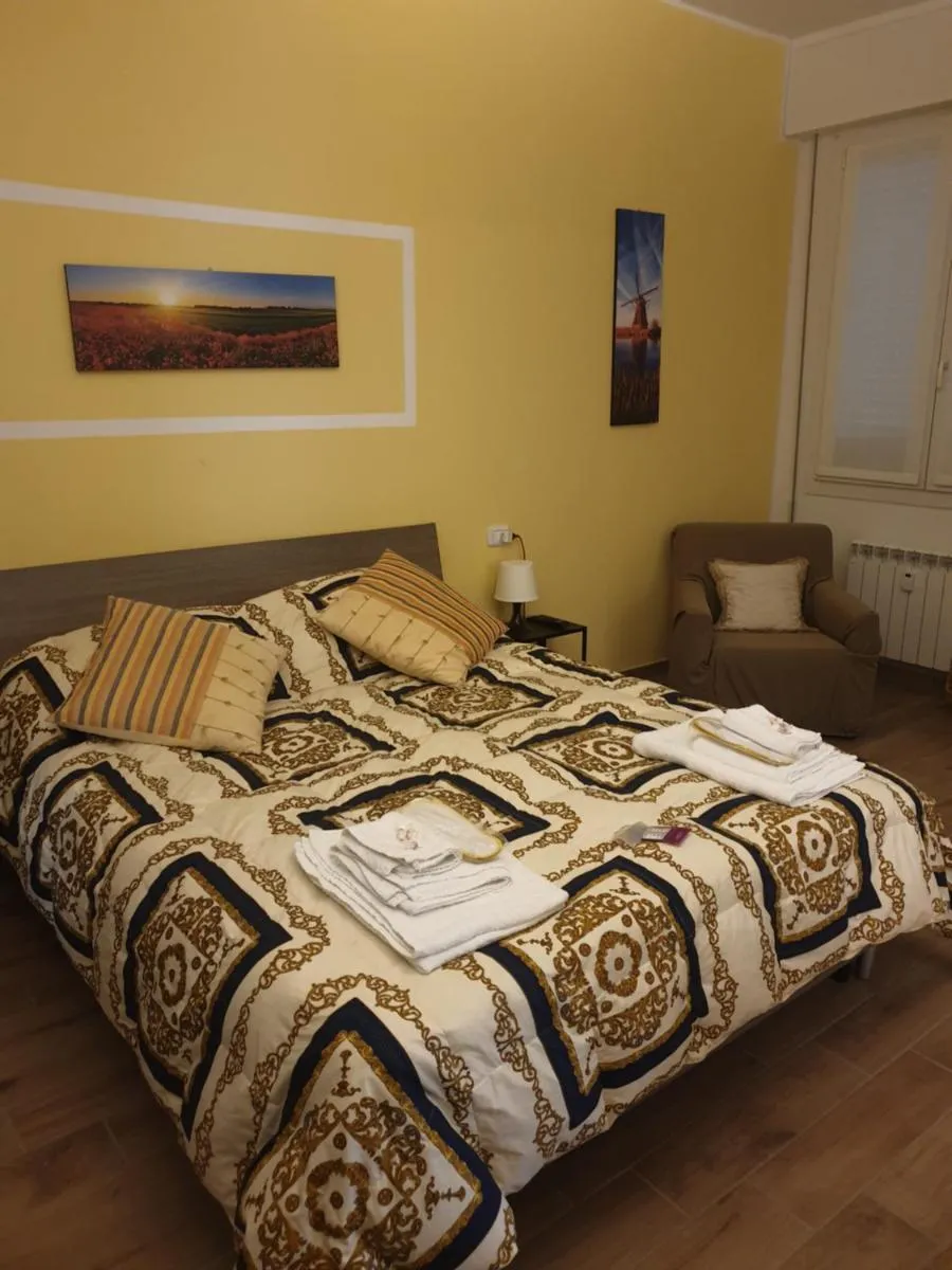 Image 5 of FRANCY HOUSE 2