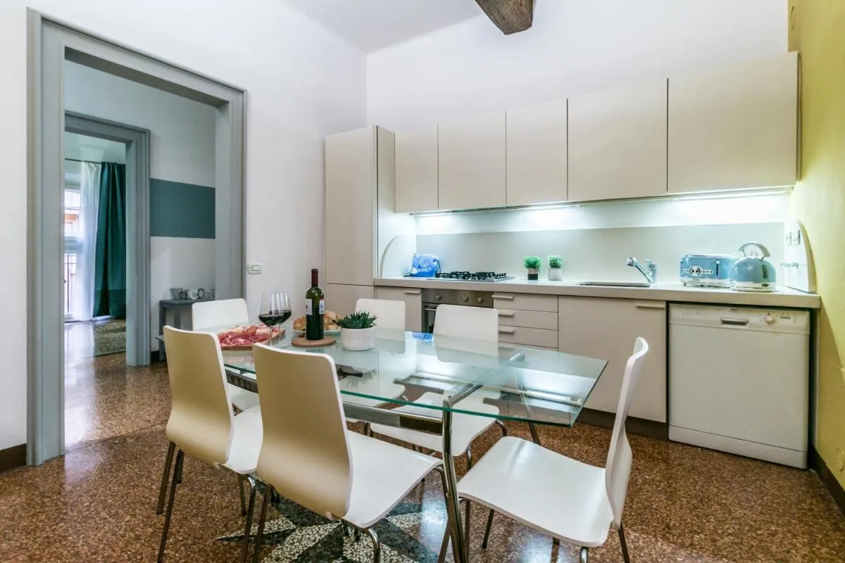 Image 3 of FamilyBO Apartments Santo Stefano