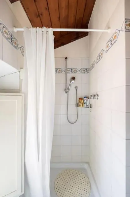 Image 3 of Fantuzzi Home