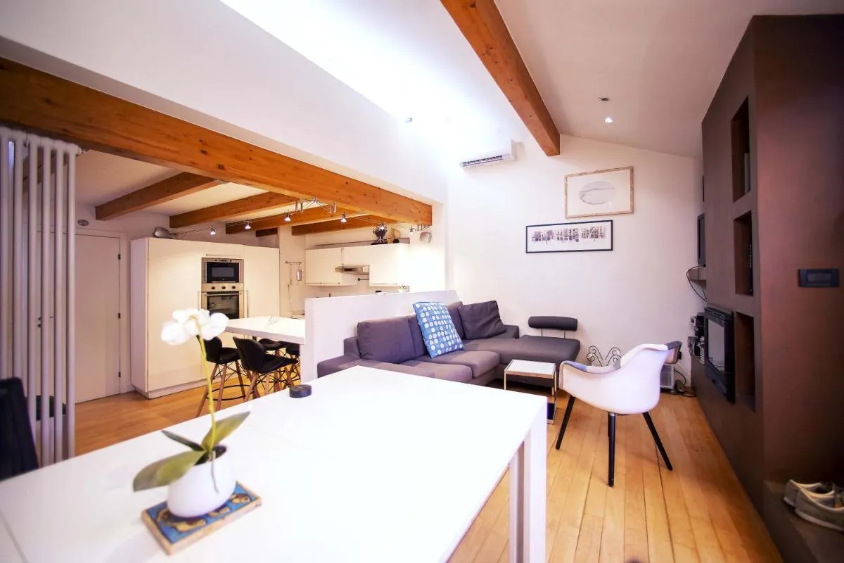 Image 2 of GeTheKey Borgo Terrace Apartment