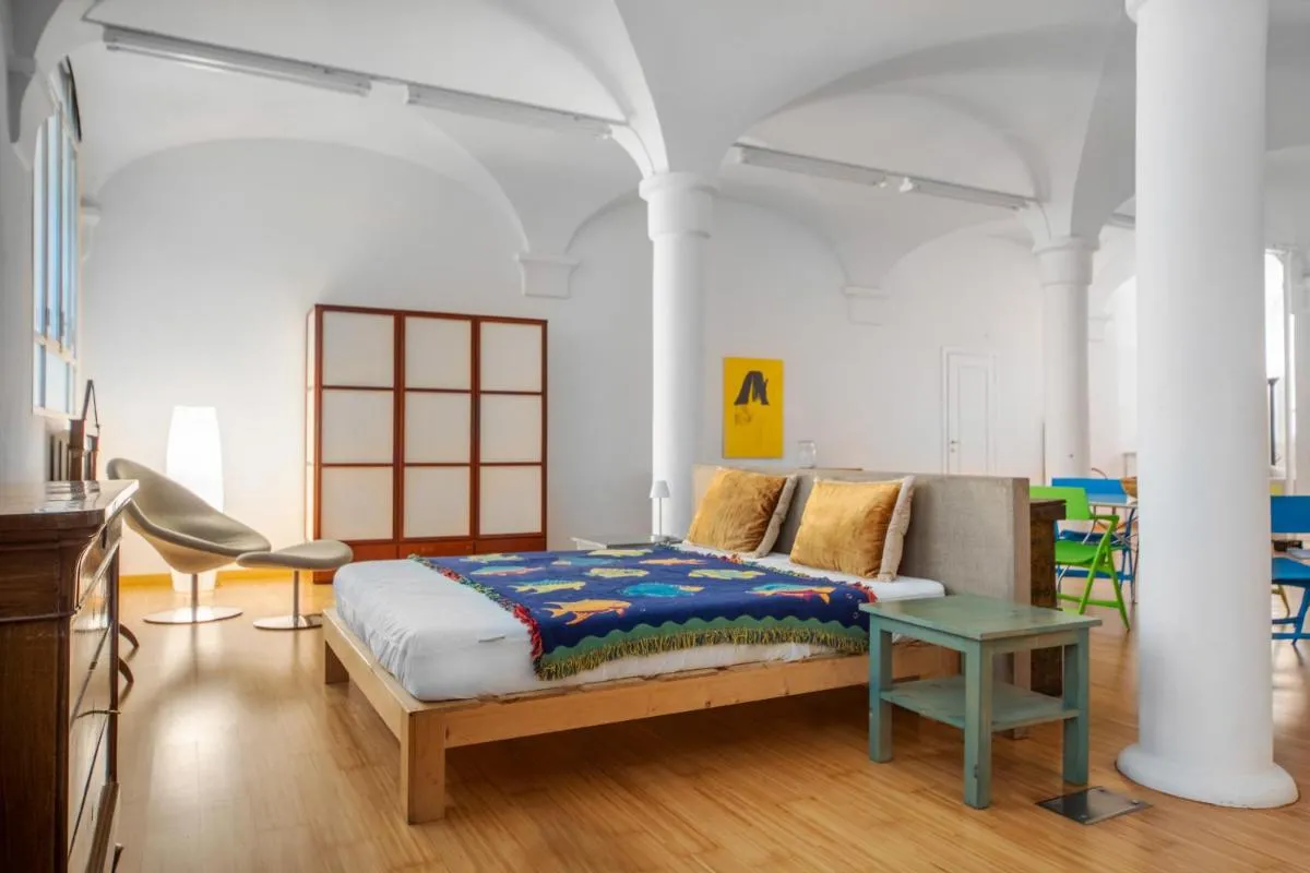Image 1 of GetTheKey Fiore Giallo Apartment