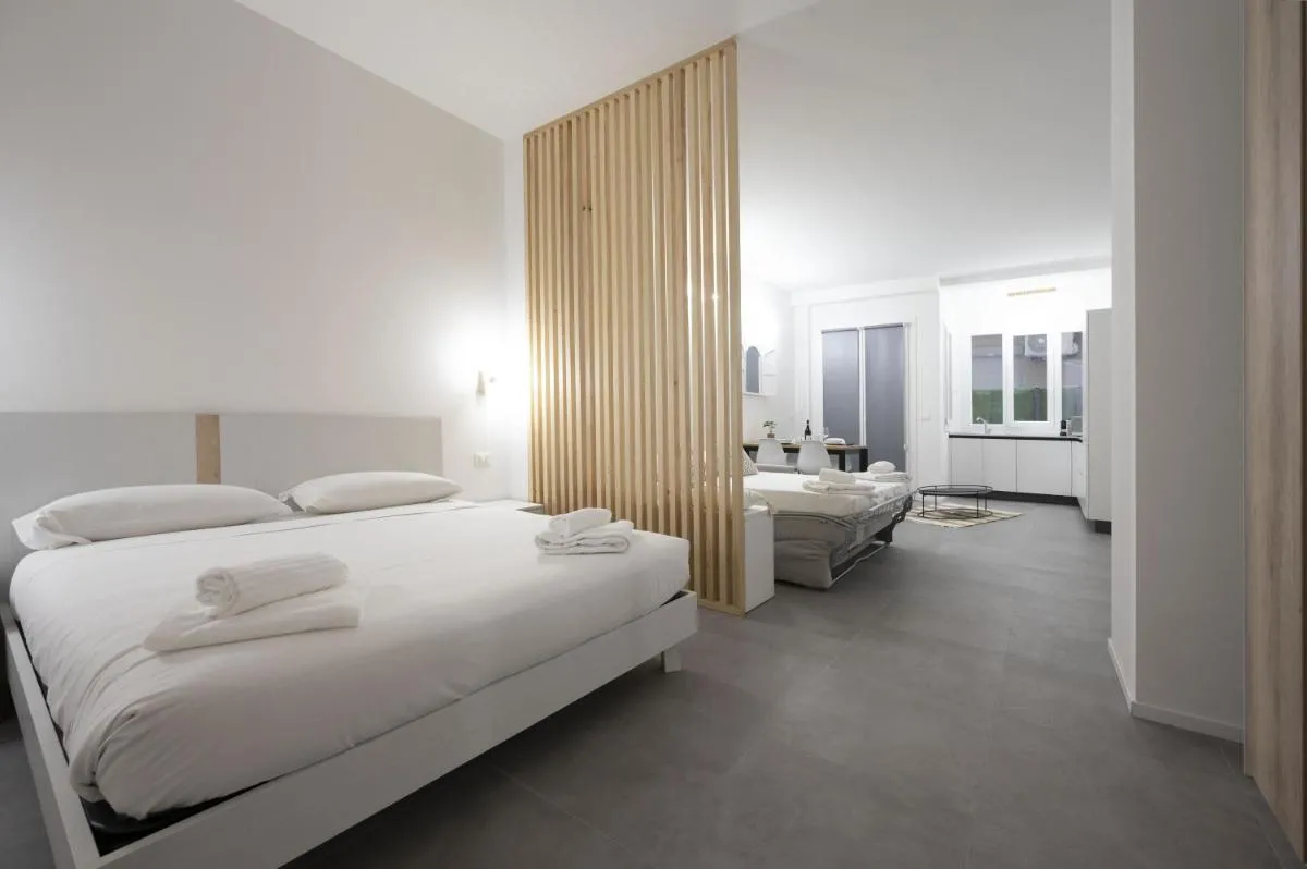 Image 1 of GetTheKey Lenzi Suites