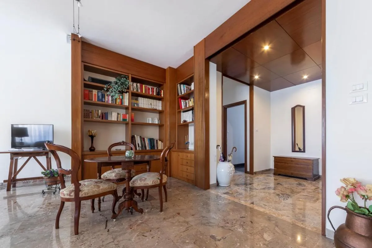 Image 3 of GetTheKey Silvani Apartment