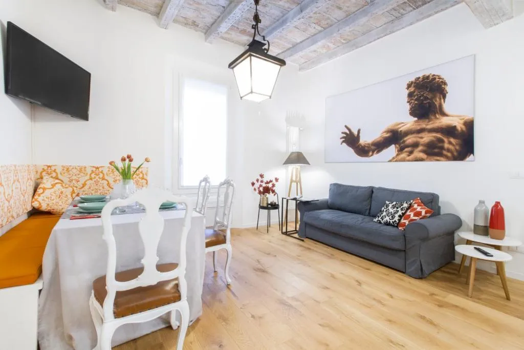 Image of GetThekey San Vitale Apartment
