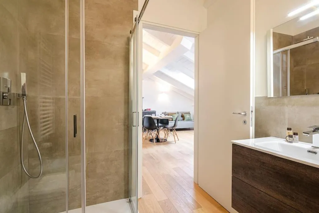Image 2 of Gini Elegant Home