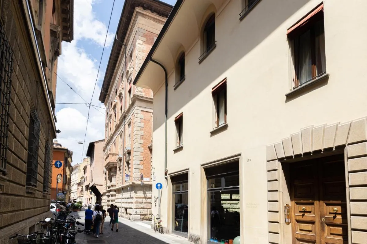 Image 5 of Goito 4, Bologna by Short Holidays