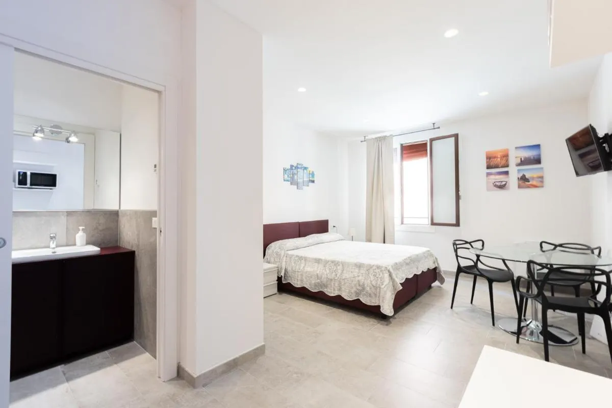 Image 6 of Goito 4, Bologna by Short Holidays