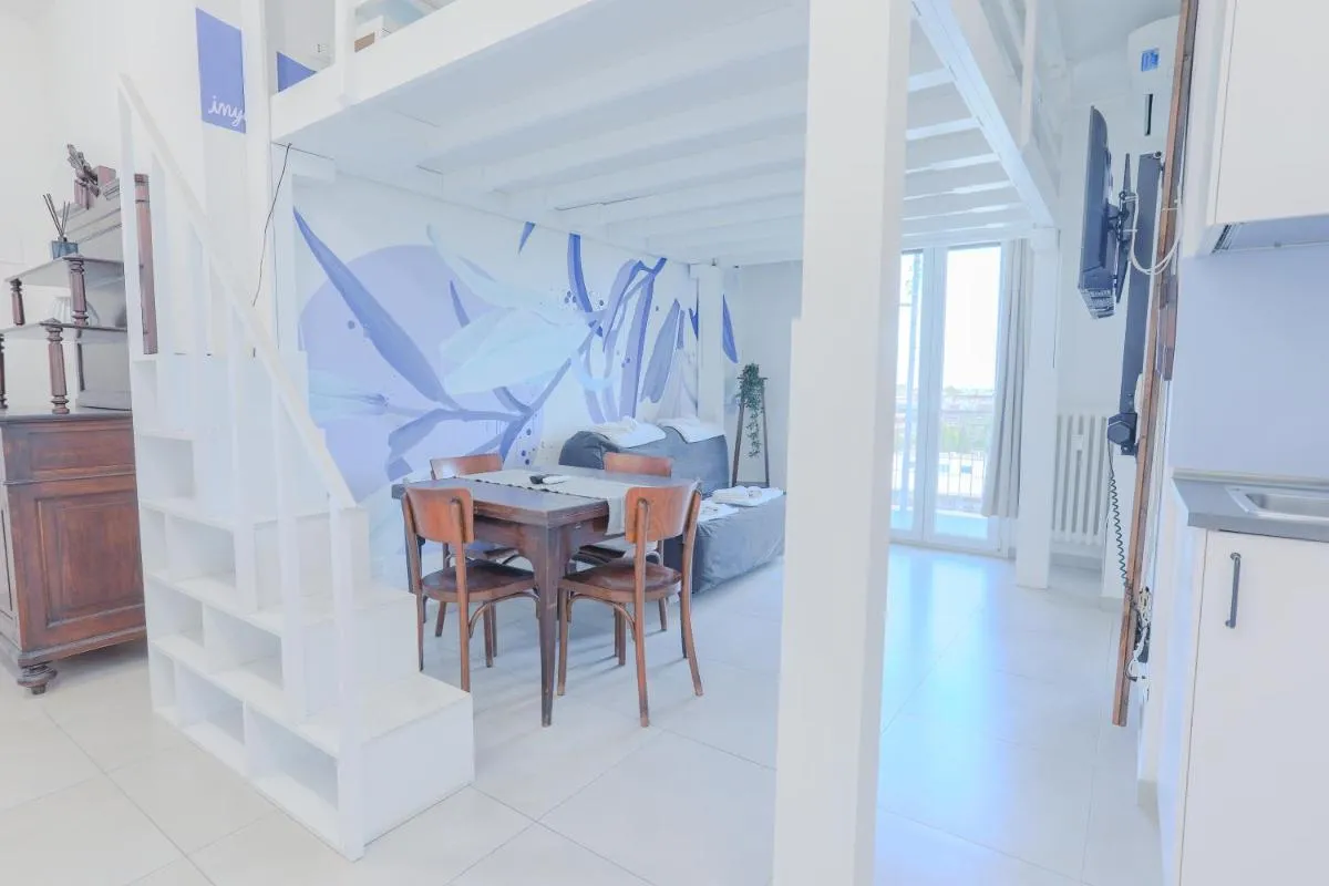 Image 3 of HOLABOLOGNA Luxury Rooms and Flats
