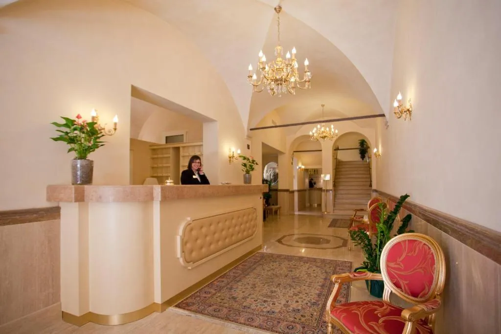 Image of Hotel Cavour