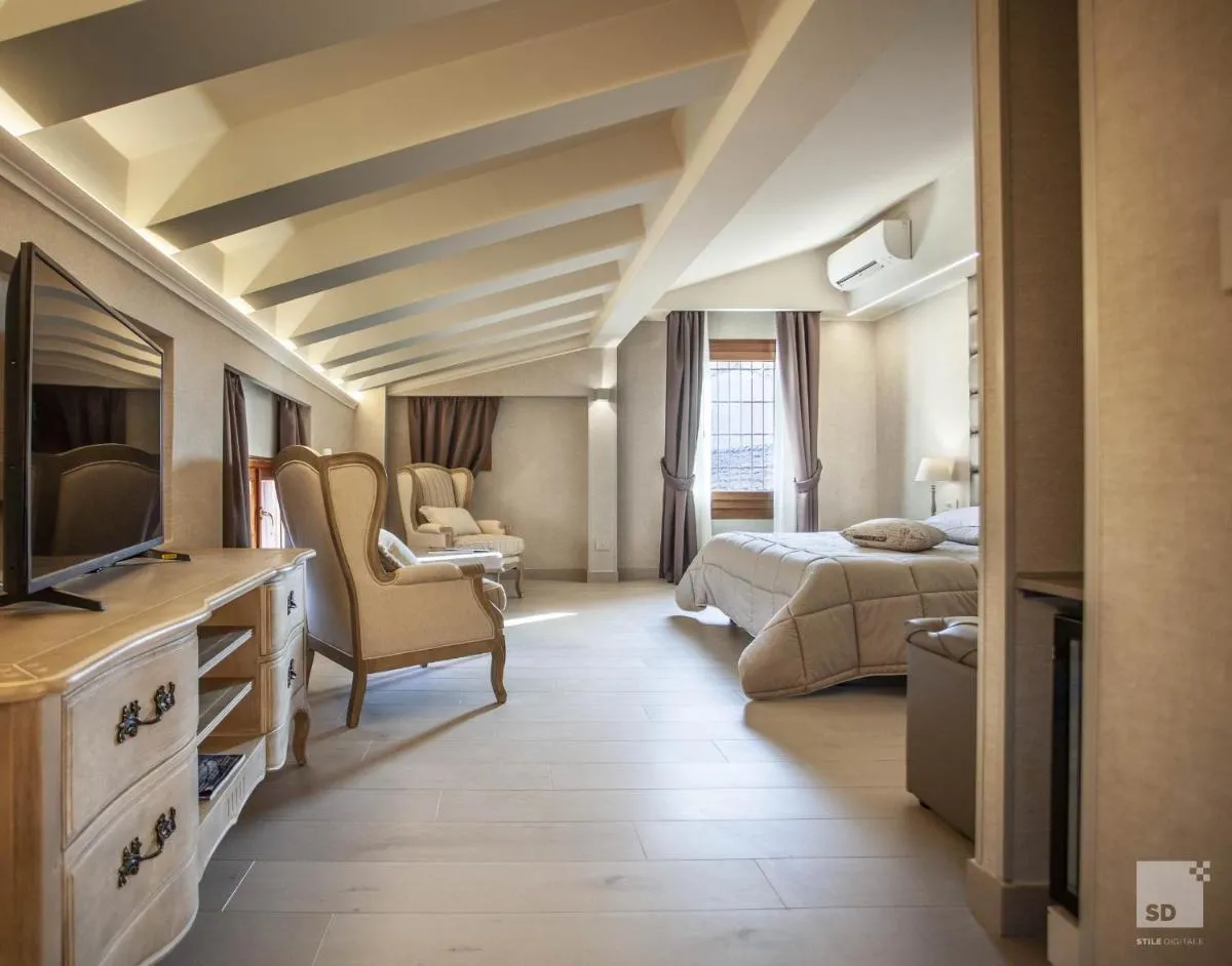 Image 4 of Hotel Cavour