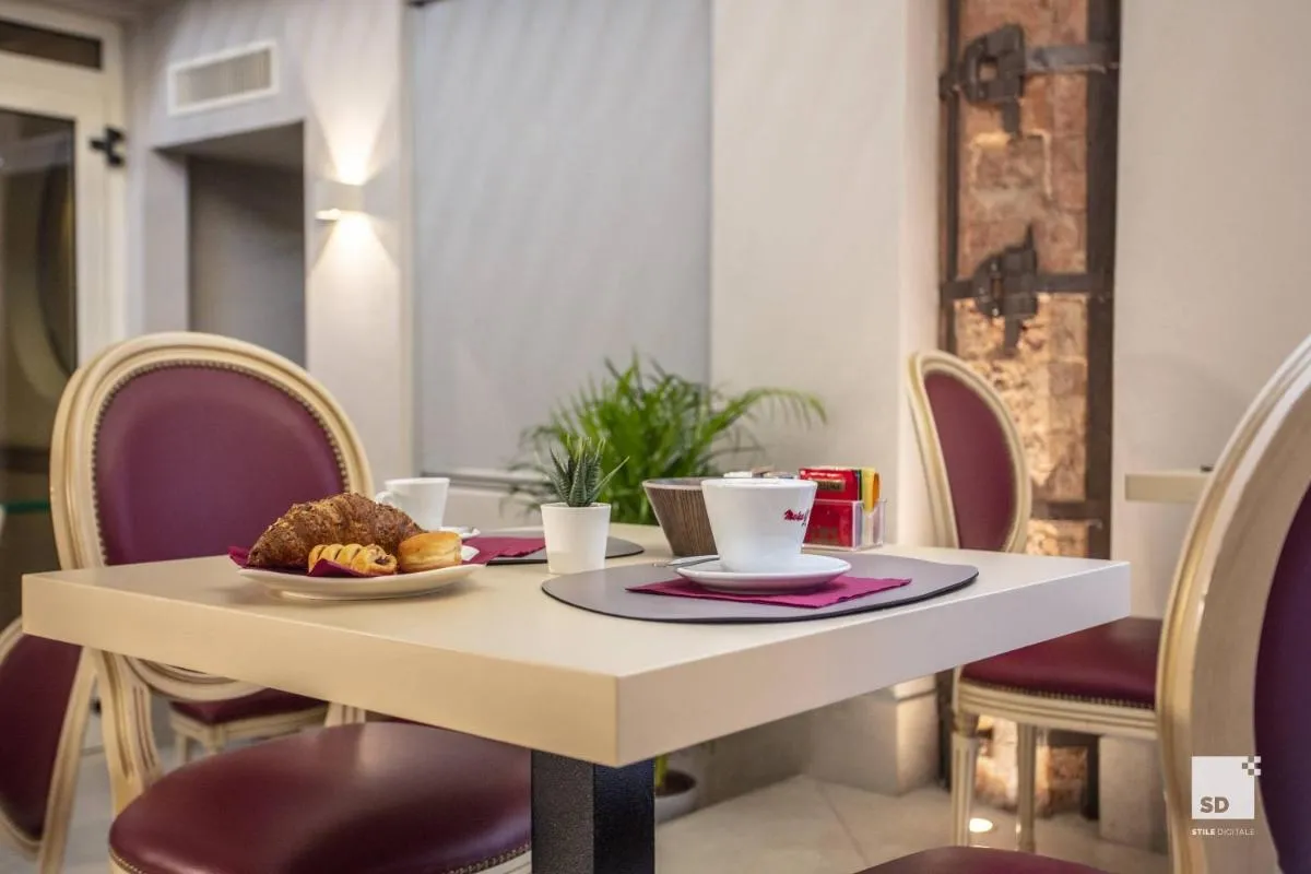 Image 3 of Hotel Cavour