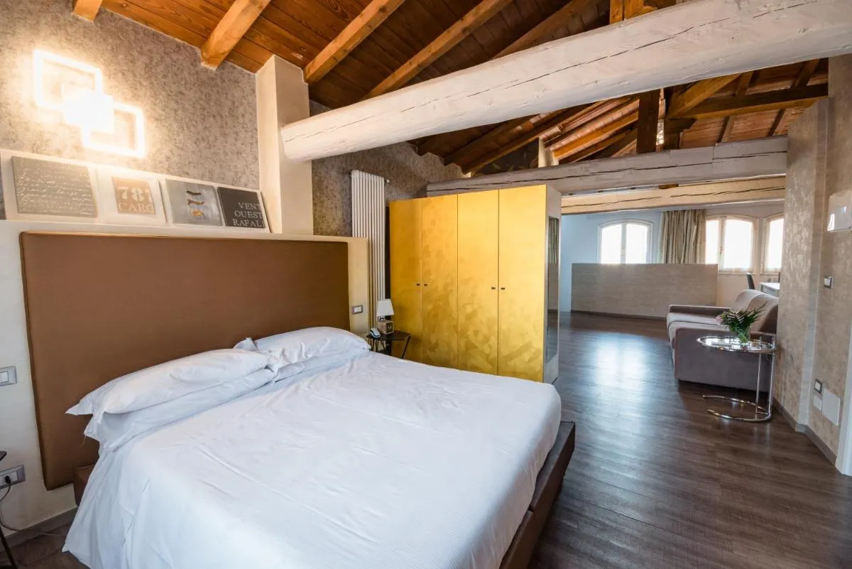 Image 6 of Hotel Centrale