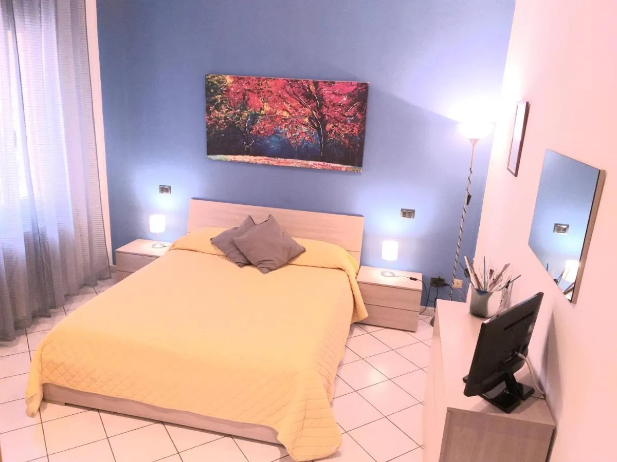 Image 1 of House Procaccini, 20