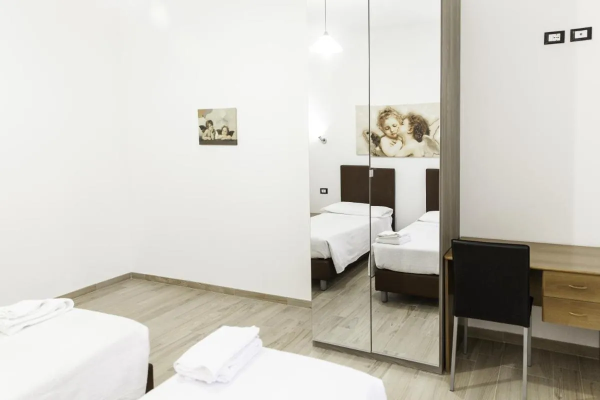 Image 2 of IN FIERA 8 Apartment superior FRONT FAIR
