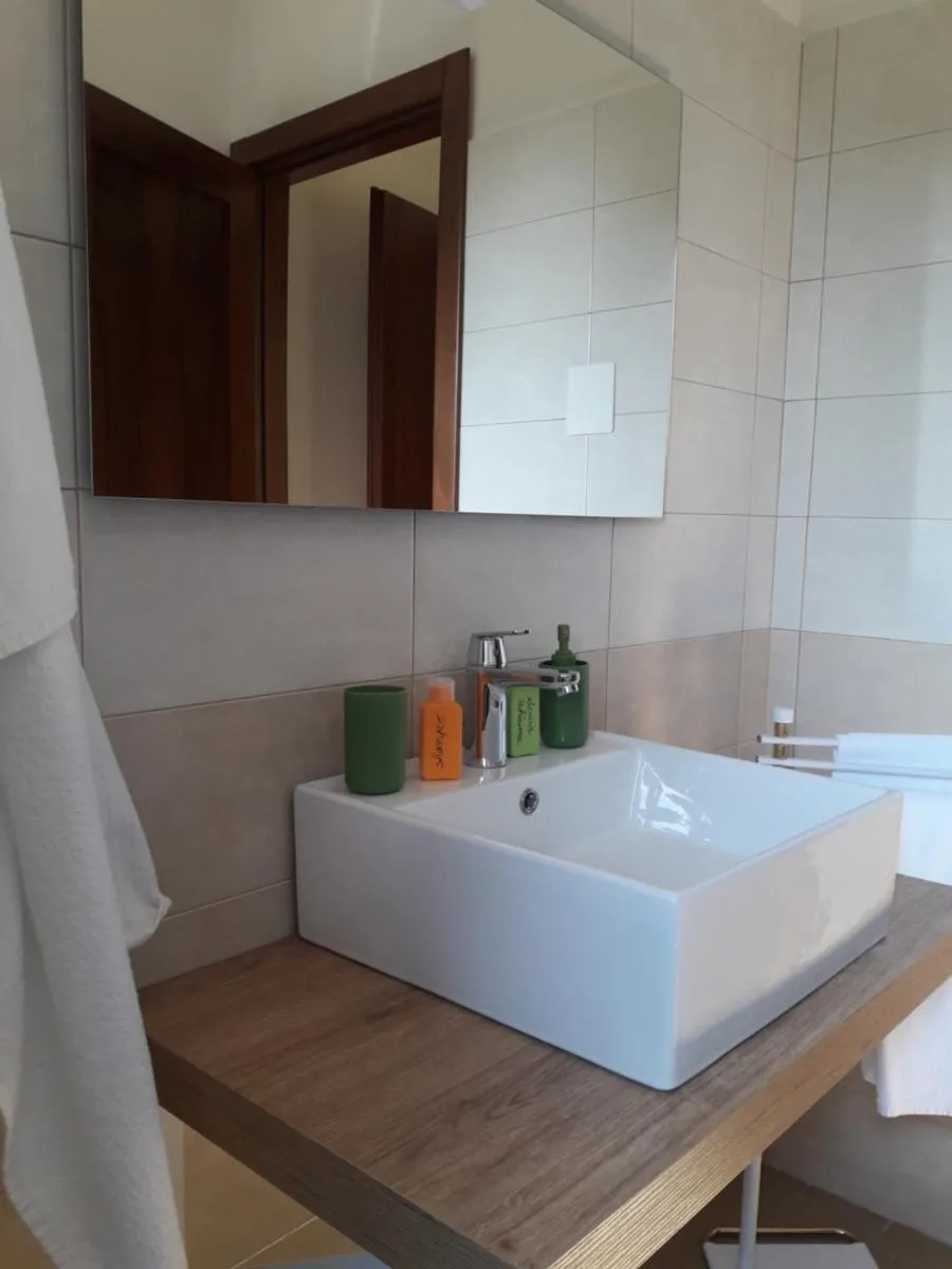 Image 2 of La Casa Nel Verde 2