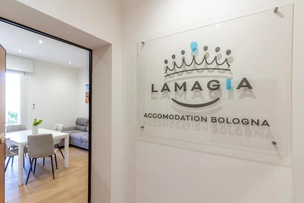 Image of Lamagia