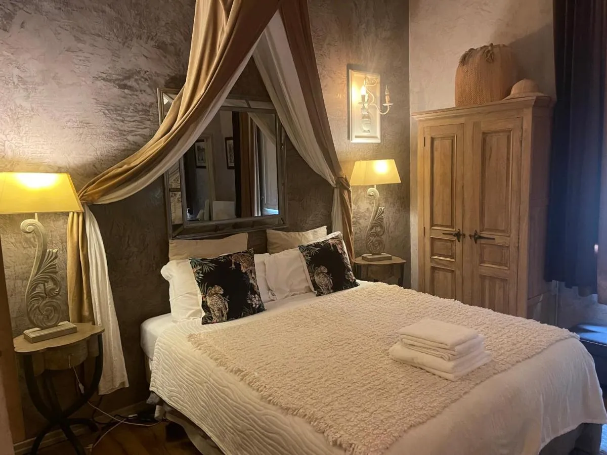 Image 1 of Les Chambres de Amelie B&B