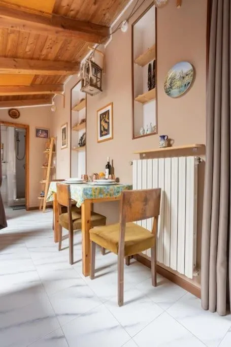 Image 4 of Lo chalet di Giulia – Romantic terrace