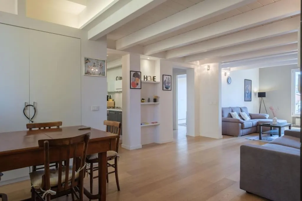 Image 3 of Luxury Penthouse in the heart of Bologna