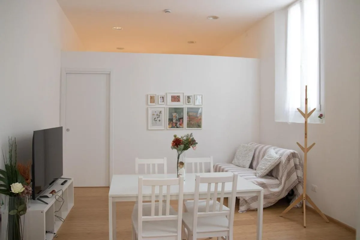 Image 4 of MARGOT APARTMENT