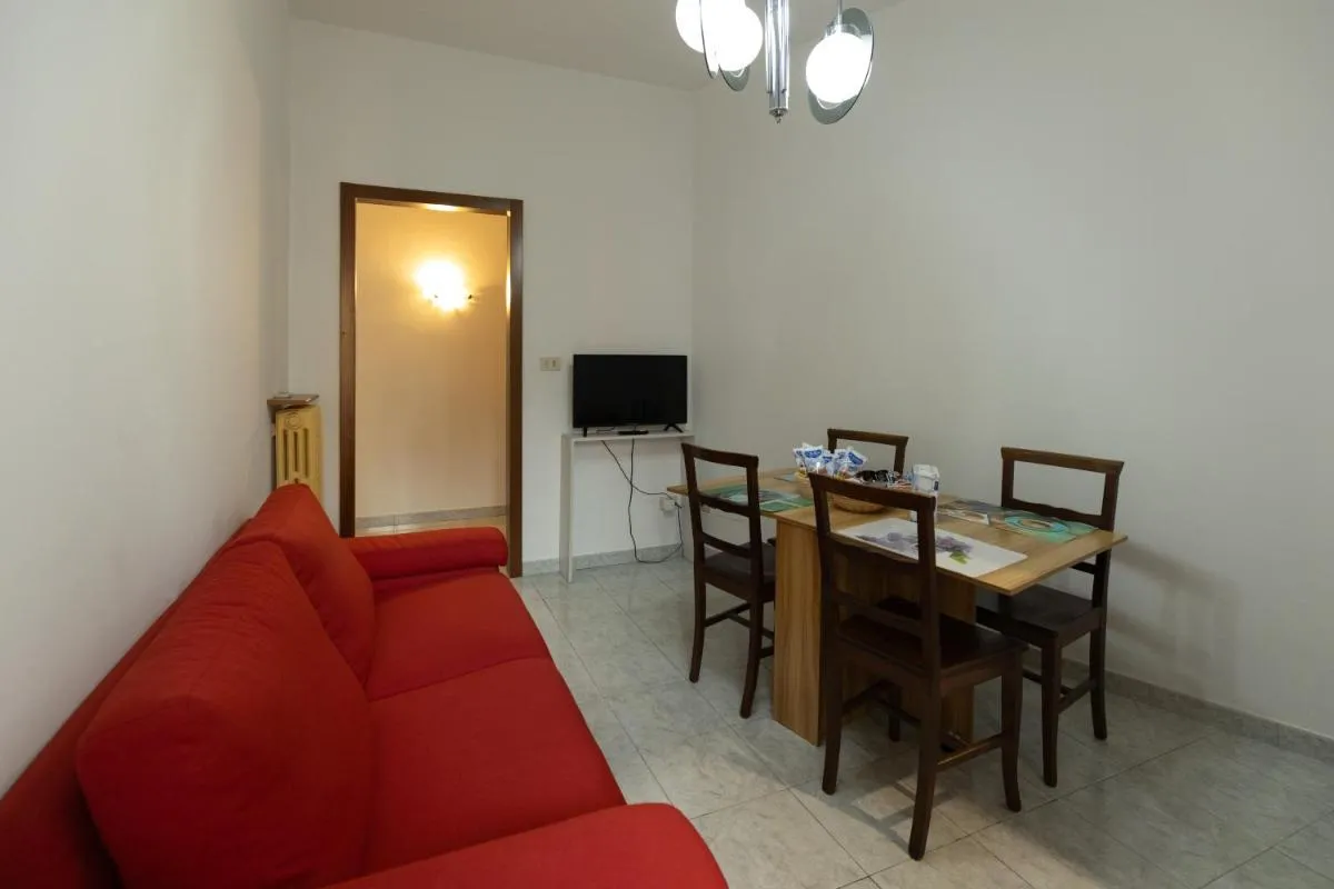 Image 4 of M.G. Home 2 a un passo da tutto