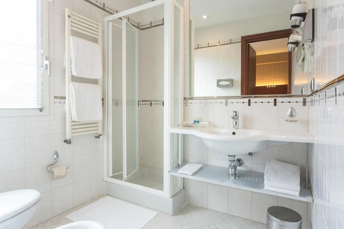 Image 1 of Millennhotel