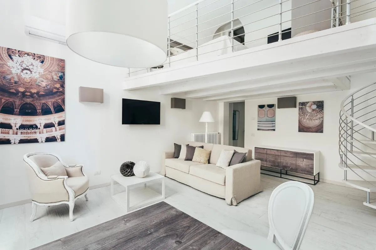 Image 4 of Opera Residence