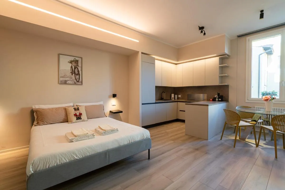 Image 3 of Palazzo Marsili Serenity