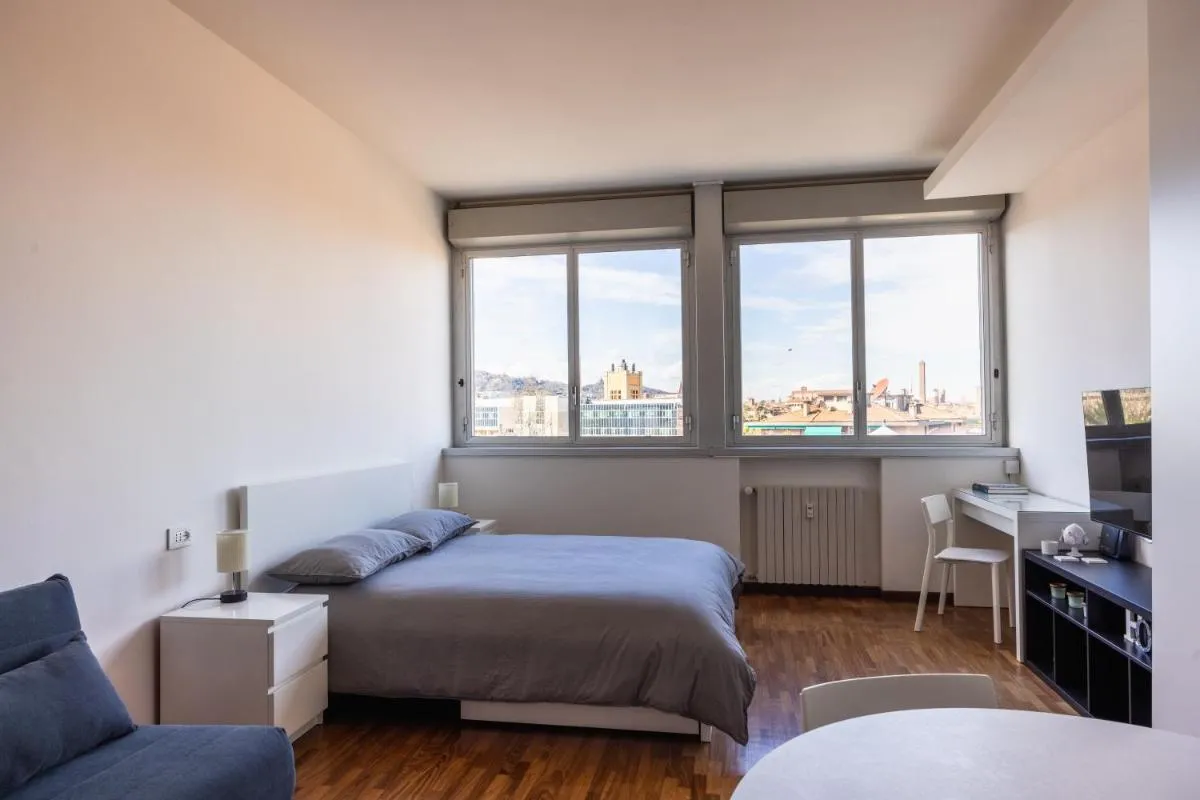 Image 2 of Paolo Fabbri Apartment