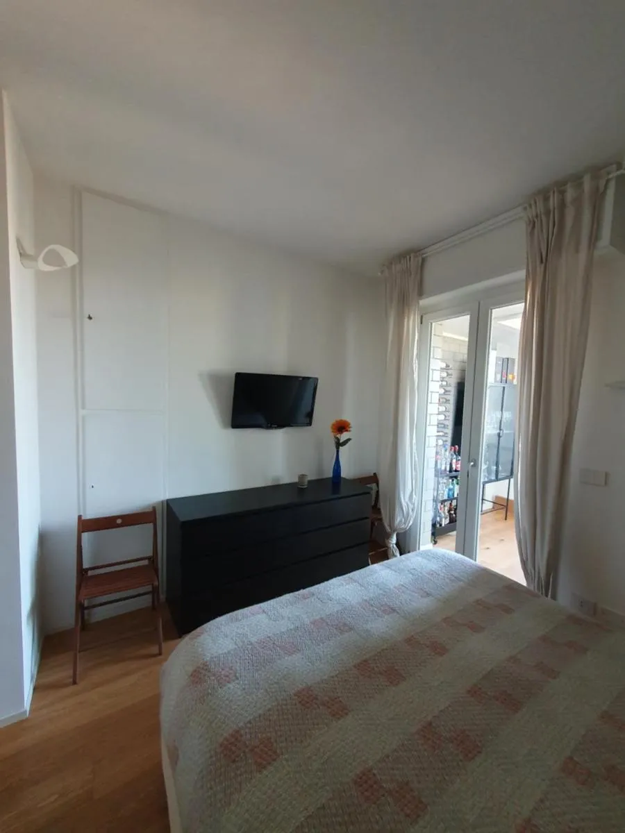 Image 6 of Penthouse F8 – Panoramic terrace, view Two Towers