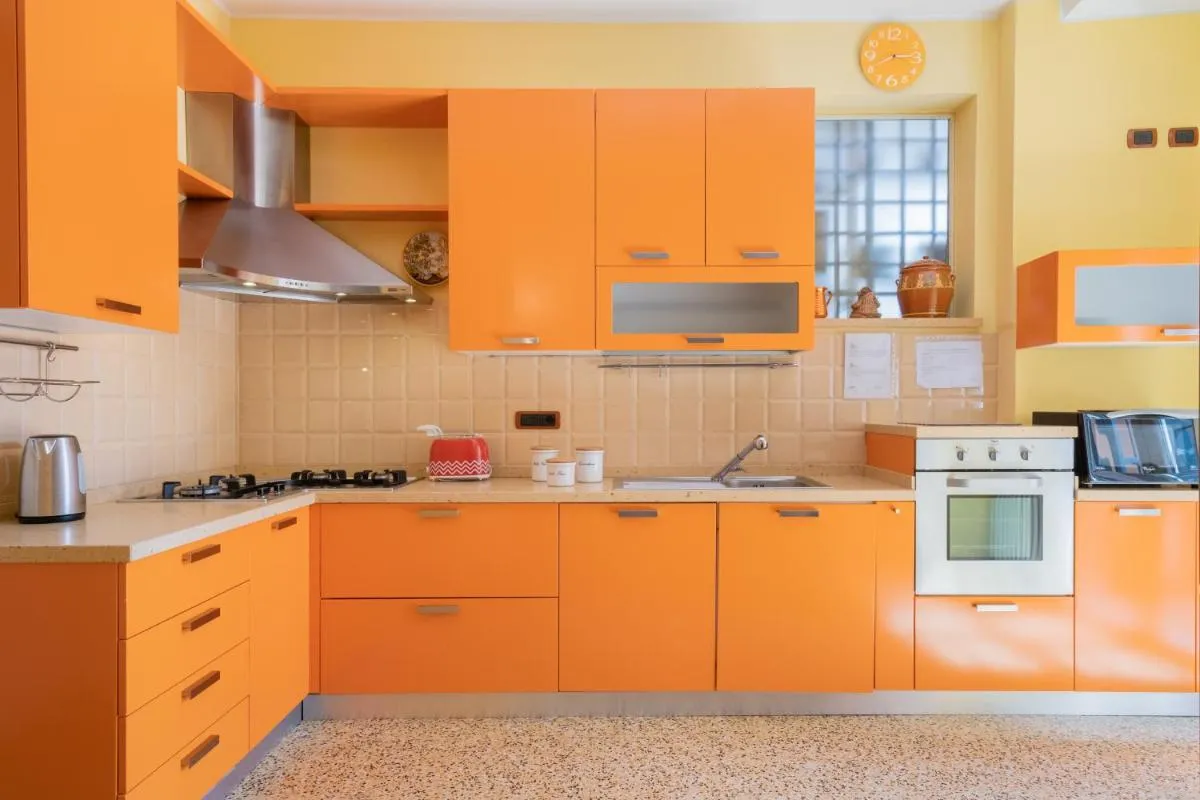 Image 2 of Petroni 38 by Studio Vita