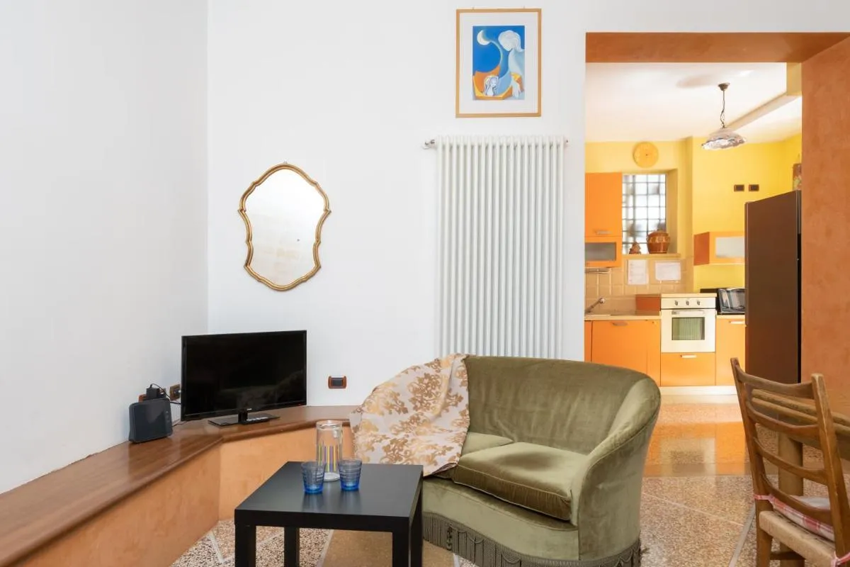 Image 4 of Petroni 38 by Studio Vita