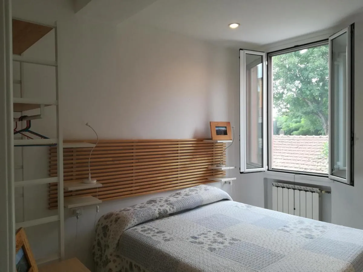Image 1 of Pisolo casa vacanze nuovo appartamento vicino all’ospedale Sant’Orsola