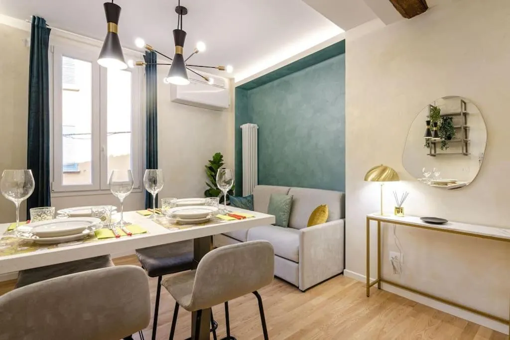 Image 3 of Portanova Luxury Home