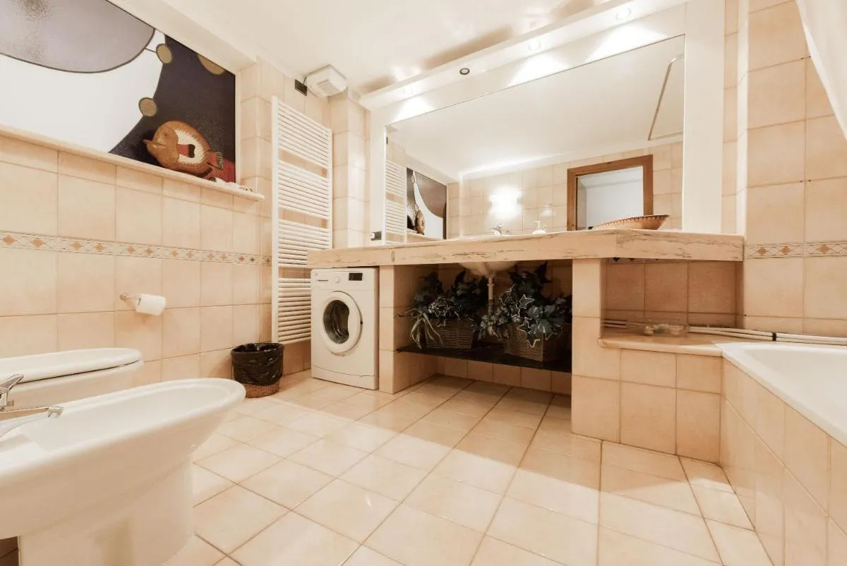 Image 2 of Realkasa Azeglio Apartments