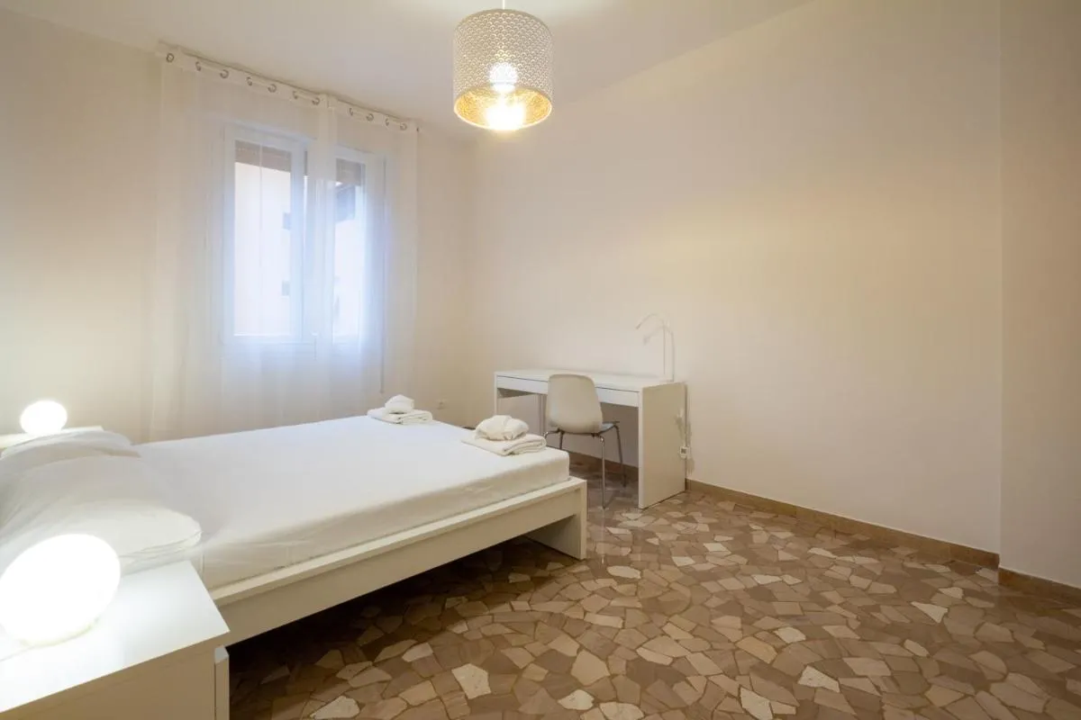 Image 4 of Realkasa Galliera Apartment