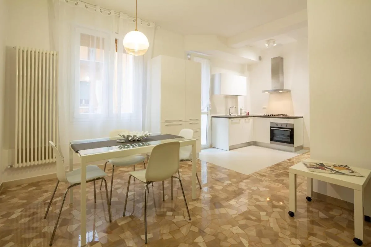 Image 3 of Realkasa Galliera Apartment