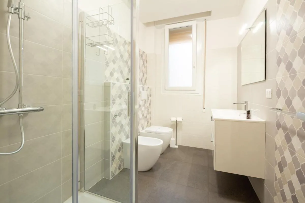 Image 5 of Realkasa Galliera Apartment