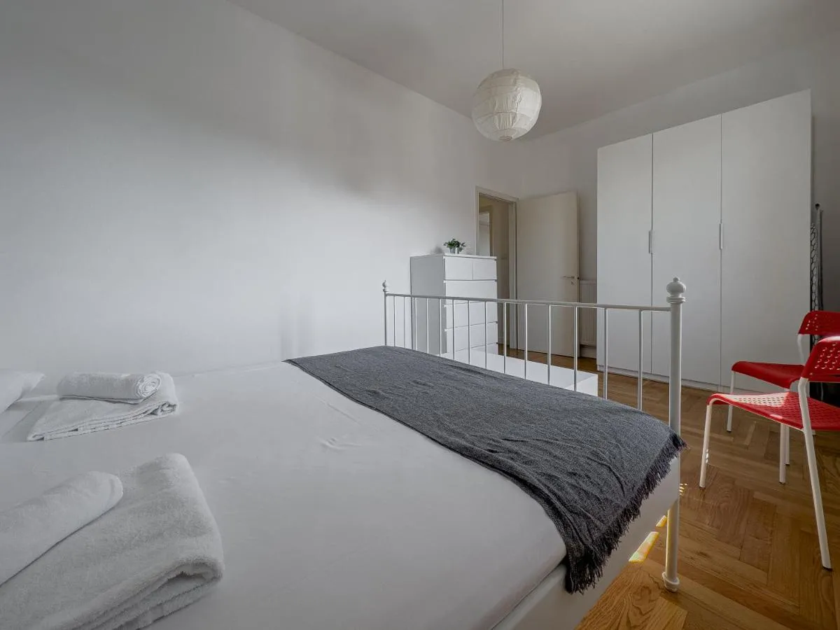 Image 6 of Realkasa Giulia Flat