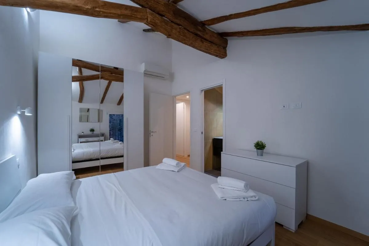 Image 5 of Realkasa Santo Stefano 46 Apt