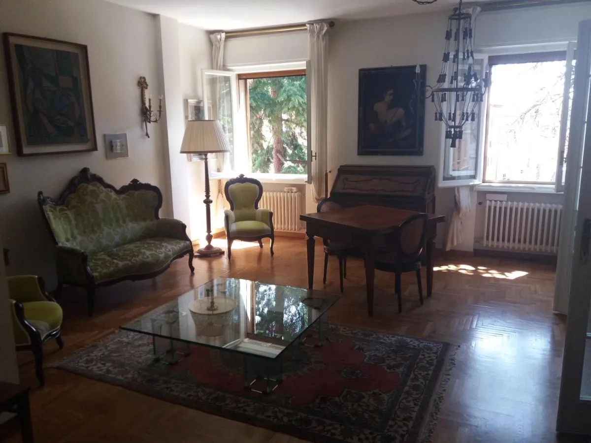 Image 1 of Relais Lola