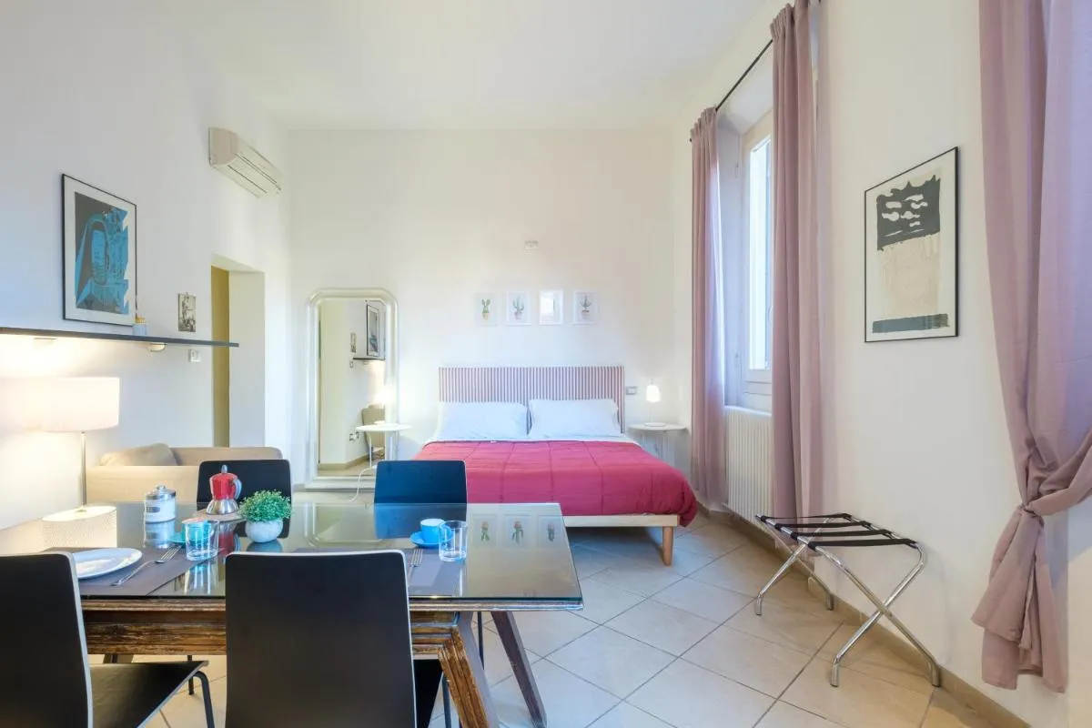 Image 6 of Residenza Ariosto by Studio Vita