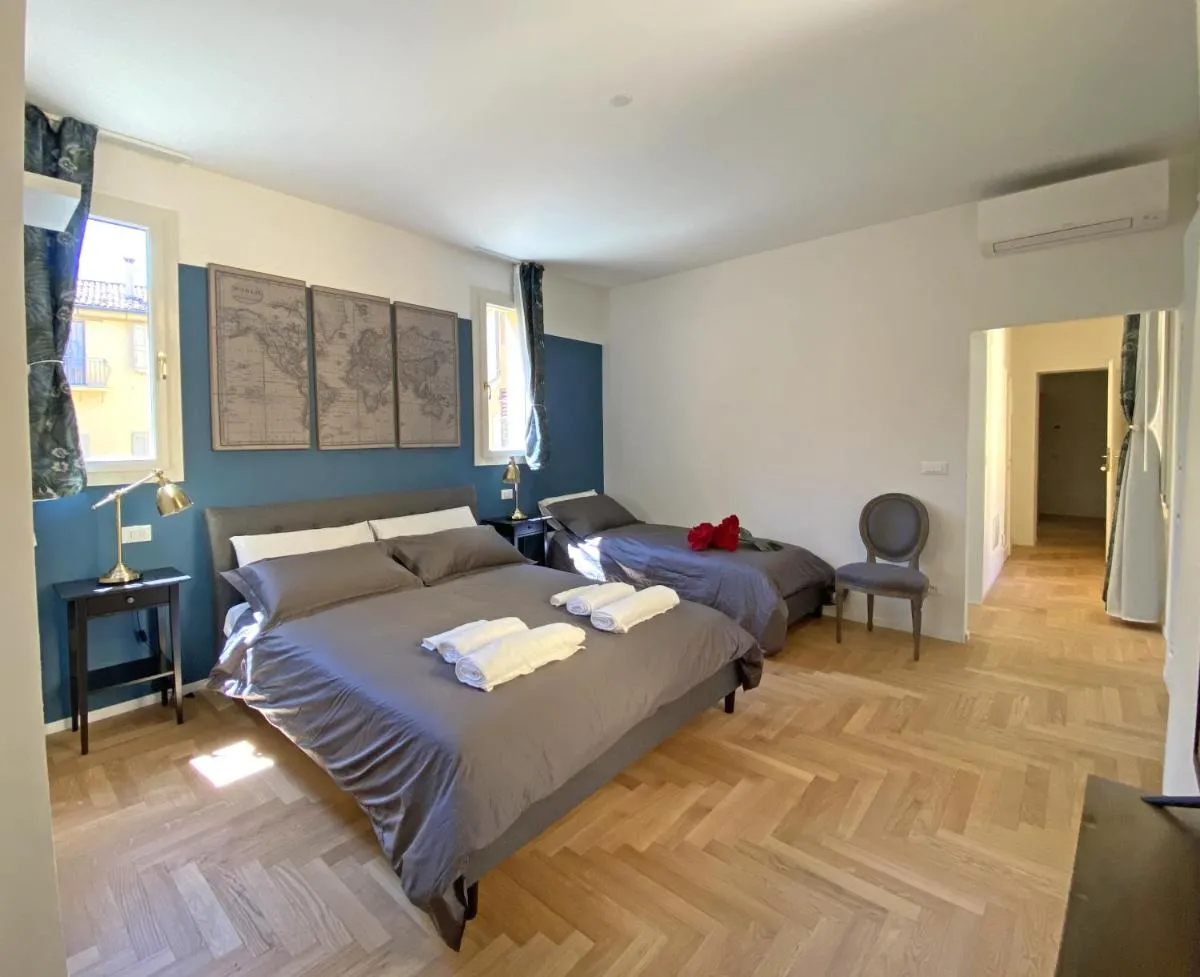 Image 1 of Residenza del Duse