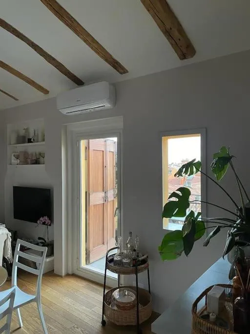 Image 5 of Romantic attic room with panoramic view