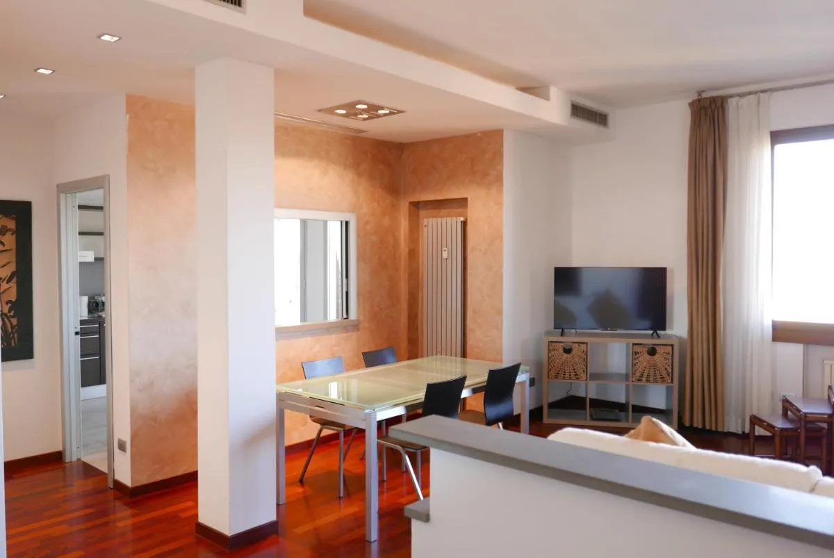 Image 5 of San Luca Fine House